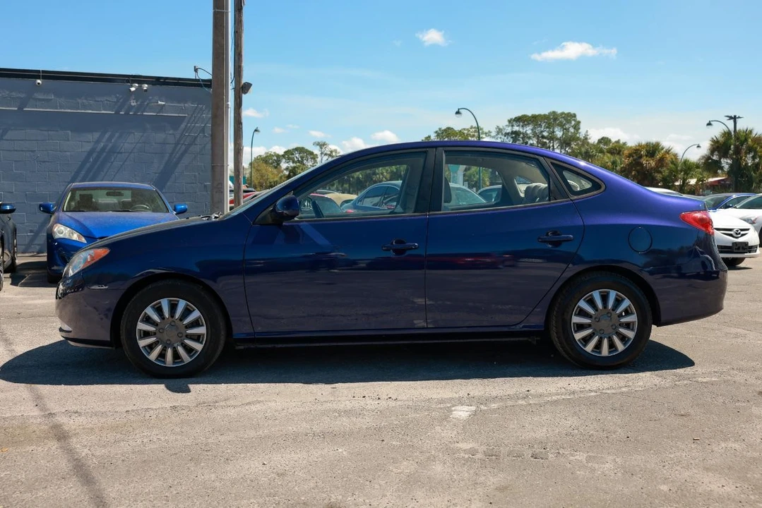 2010 Hyundai Elantra - Image 3 of 21