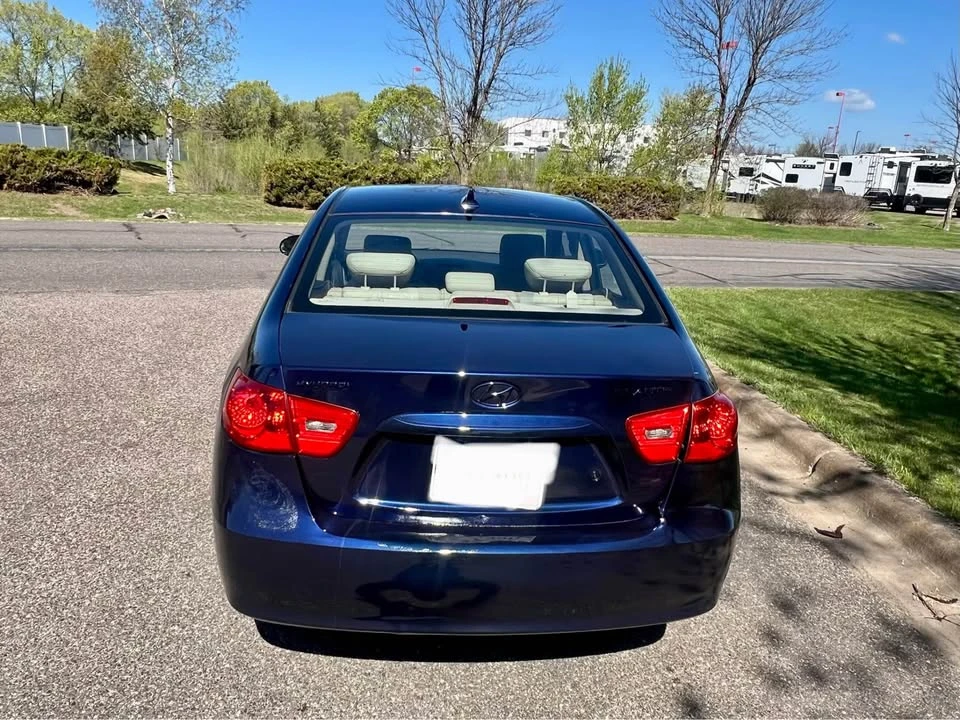 2010 Hyundai Elantra - Image 15 of 20