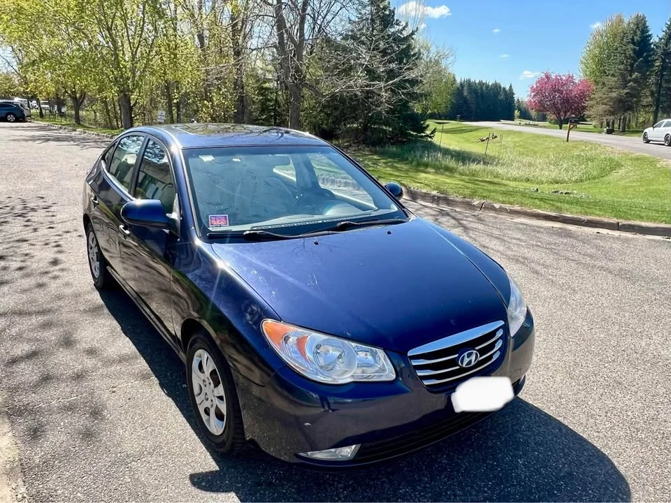 2010 Hyundai Elantra - Image 2 of 20