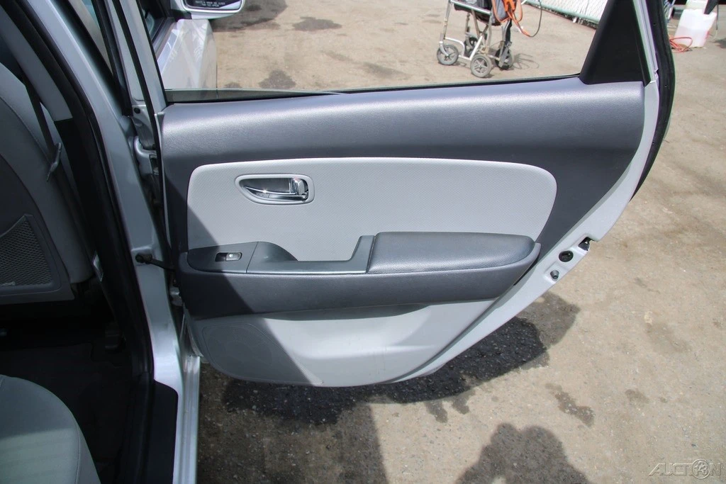 2010 Hyundai Elantra - Image 21 of 21