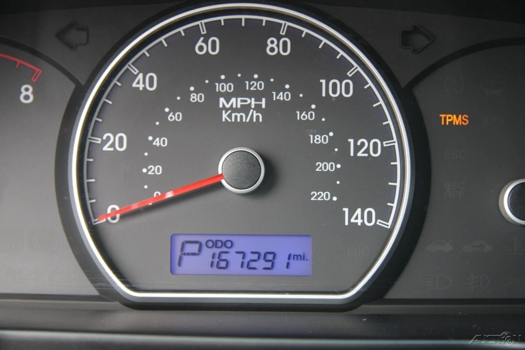 2010 Hyundai Elantra - Image 15 of 21