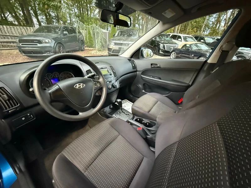 2010 Hyundai Elantra - Image 12 of 12
