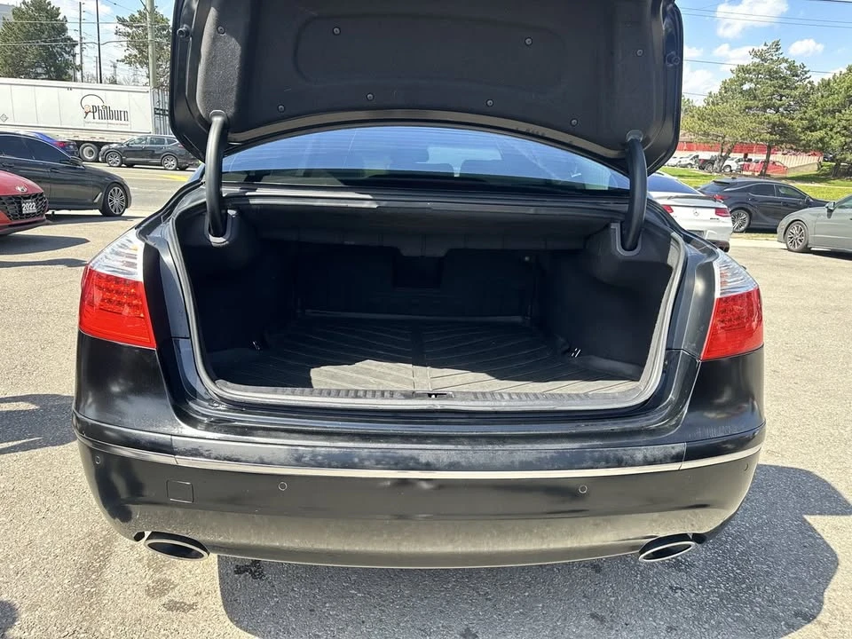 2010 Hyundai Genesis - Image 15 of 15