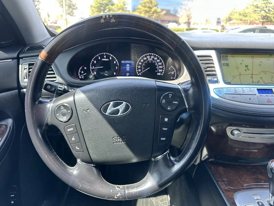 2010 Hyundai Genesis - Image 11 of 15