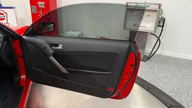 2010 Hyundai Genesis - Image 31 of 31