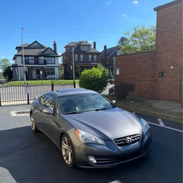 2010 Hyundai Genesis 3.8 Track