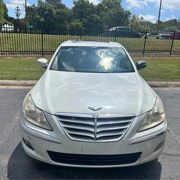 2010 Hyundai Genesis 3.8 Sedan