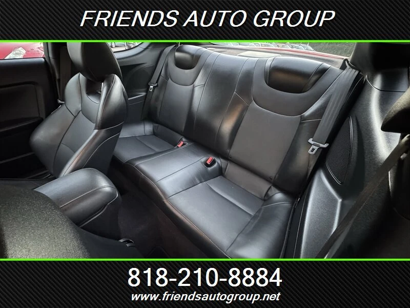 2010 Hyundai Genesis - Image 13 of 20