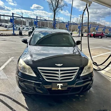 2010 Hyundai Genesis 4.6 Sedan 4D