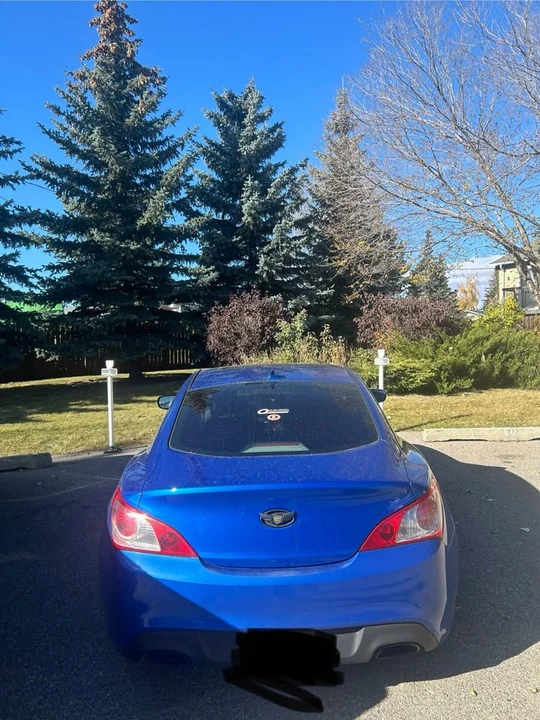 2010 Hyundai Genesis Coupe - Image 5 of 8