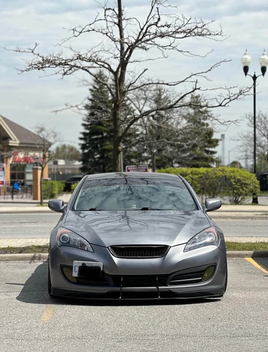 2010 Hyundai Genesis Coupe - Image 2 of 10