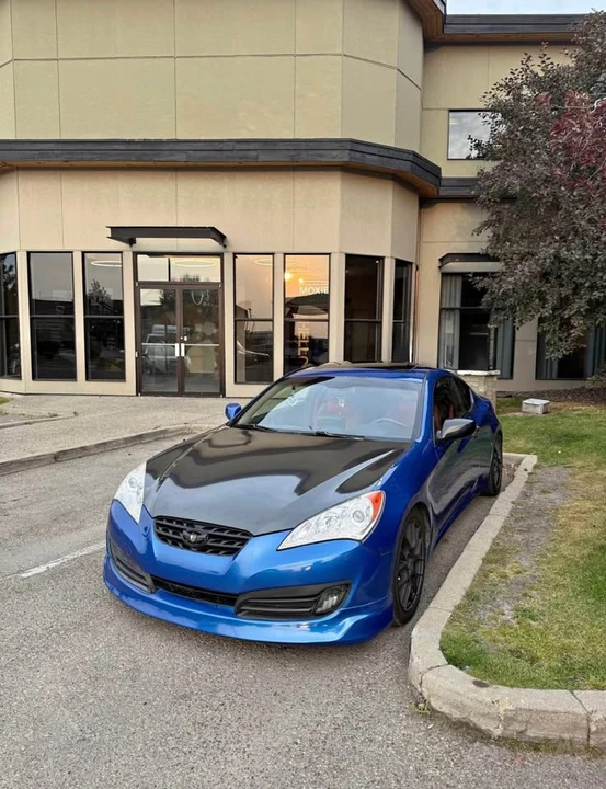 2010 Hyundai Genesis Coupe - Image 3 of 8