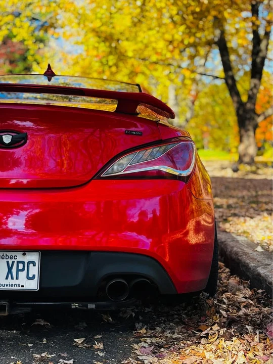 2010 Hyundai Genesis Coupe - Image 2 of 9