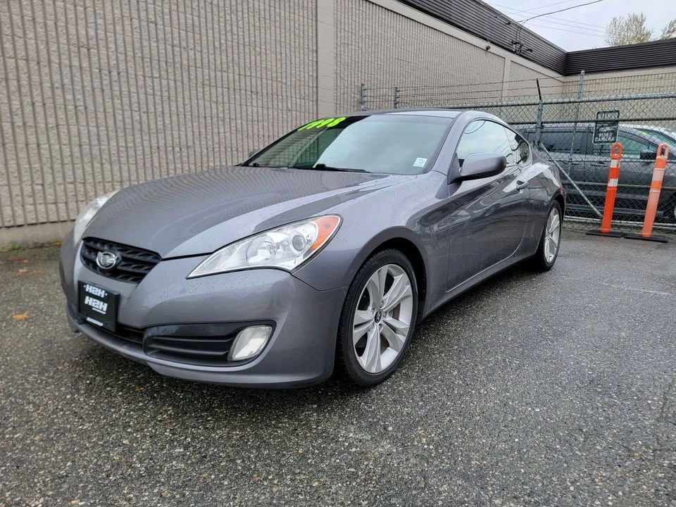 2010 Hyundai Genesis Coupe - Image 2 of 14