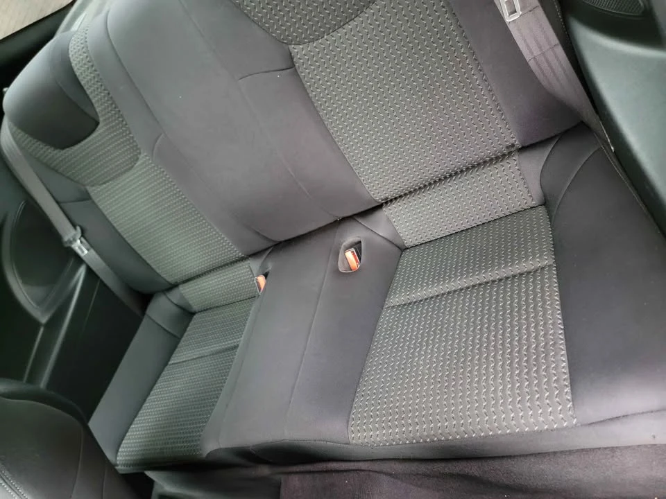 2010 Hyundai Genesis Coupe - Image 11 of 14