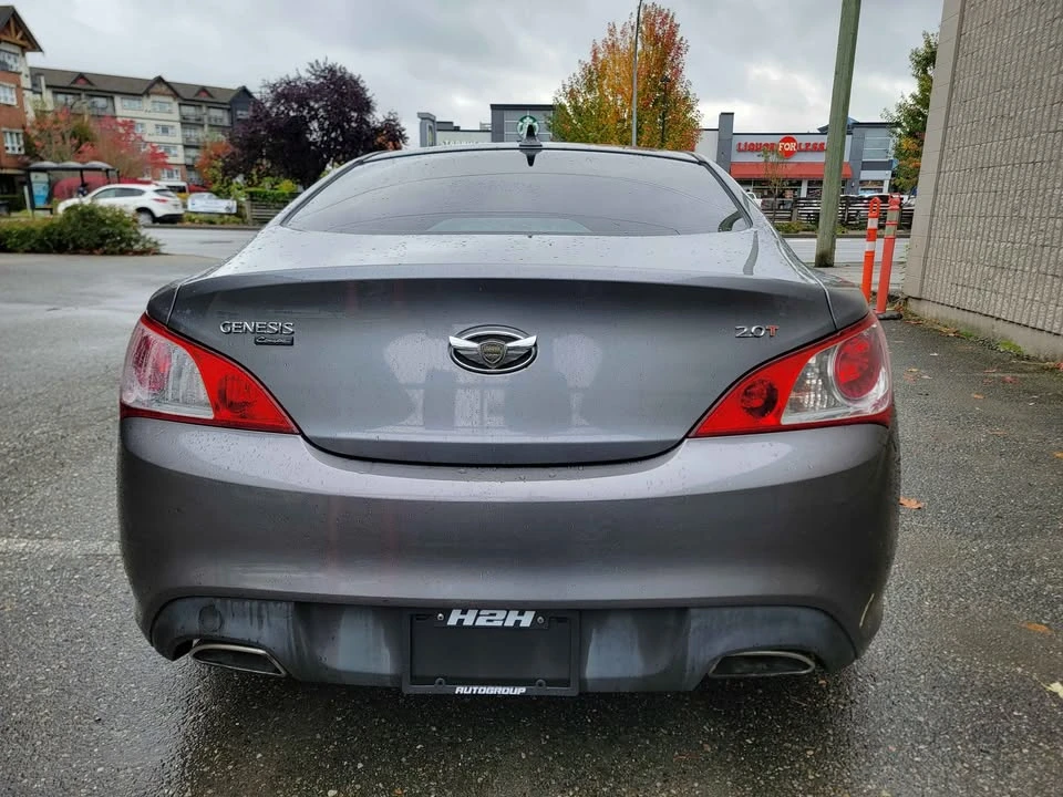 2010 Hyundai Genesis Coupe - Image 7 of 14