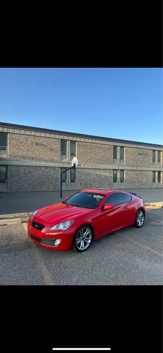 2010 Hyundai Genesis Coupe - Image 7 of 10