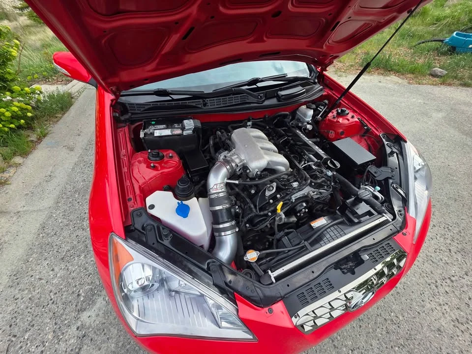 2010 Hyundai Genesis Coupe - Image 7 of 10