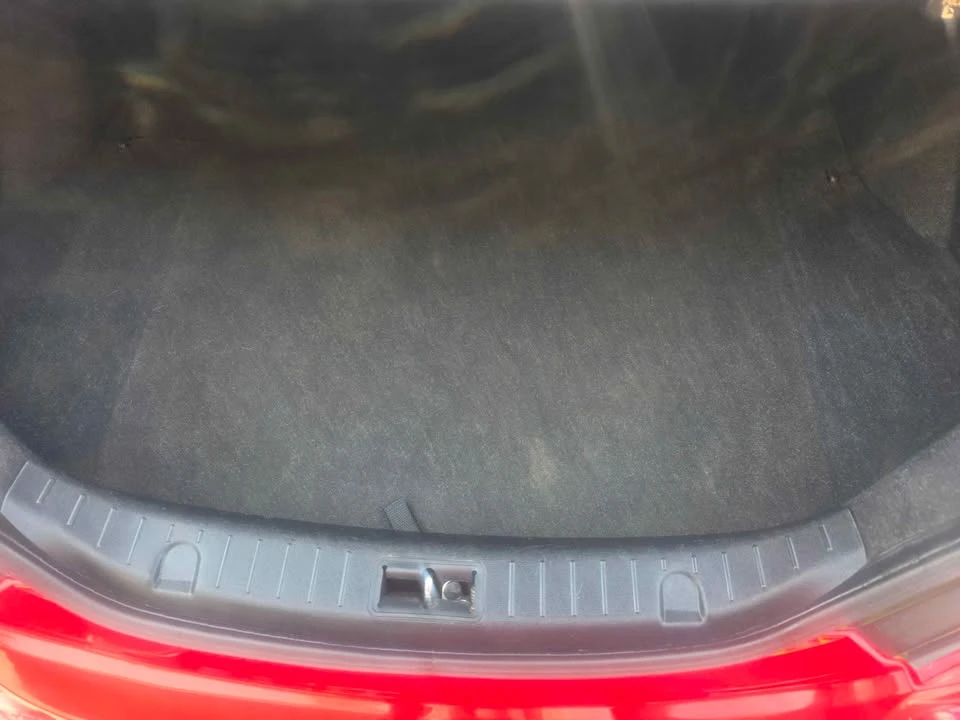 2010 Hyundai Genesis Coupe - Image 10 of 10