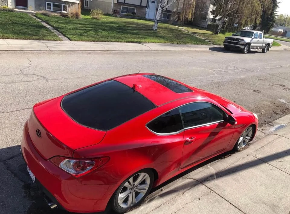2010 Hyundai Genesis Coupe - Image 11 of 12