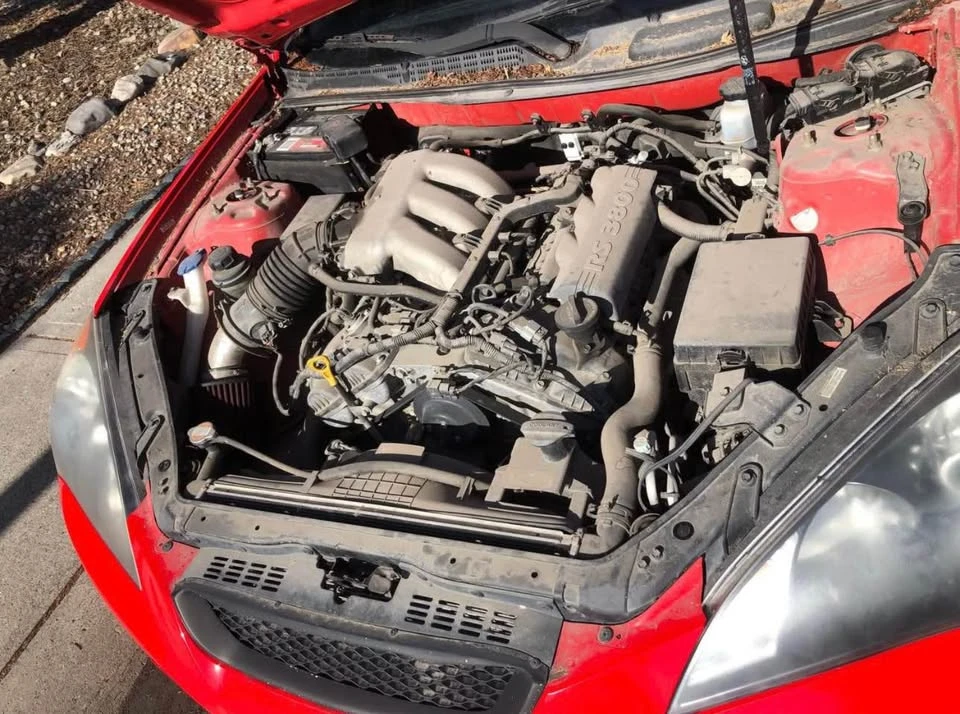 2010 Hyundai Genesis Coupe - Image 12 of 12