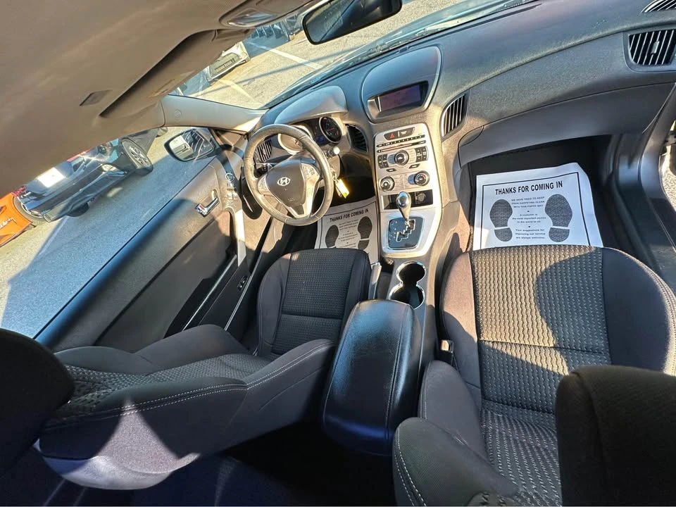 2010 Hyundai Genesis Coupe - Image 13 of 13