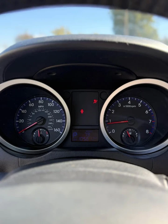 2010 Hyundai Genesis Coupe - Image 13 of 20