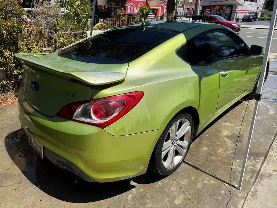 2010 Hyundai Genesis Coupe - Image 8 of 8