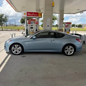 2010 Hyundai Genesis Coupe 2.0T