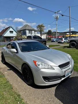 2010 Hyundai Genesis Coupe 2.0T