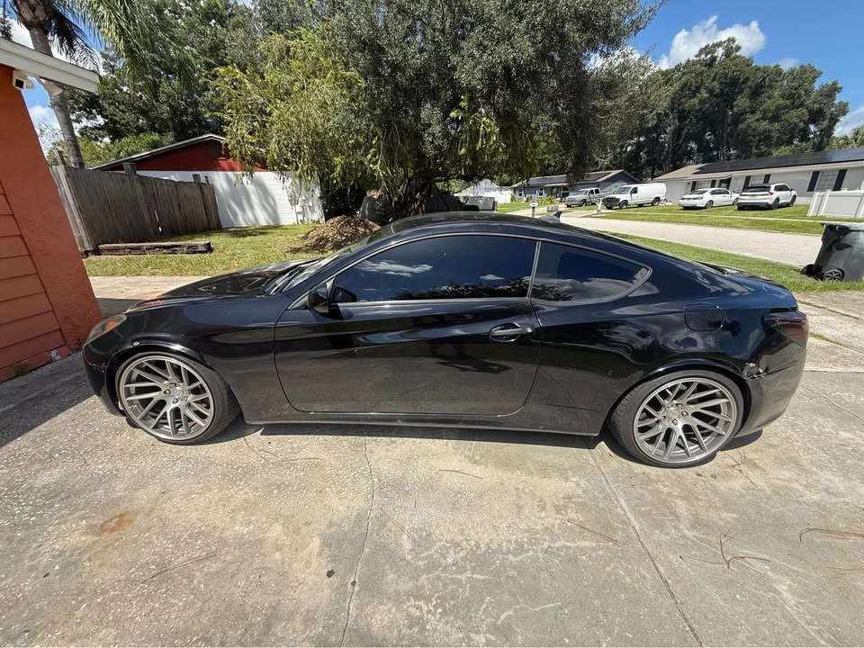 2010 Hyundai Genesis Coupe - Image 2 of 14
