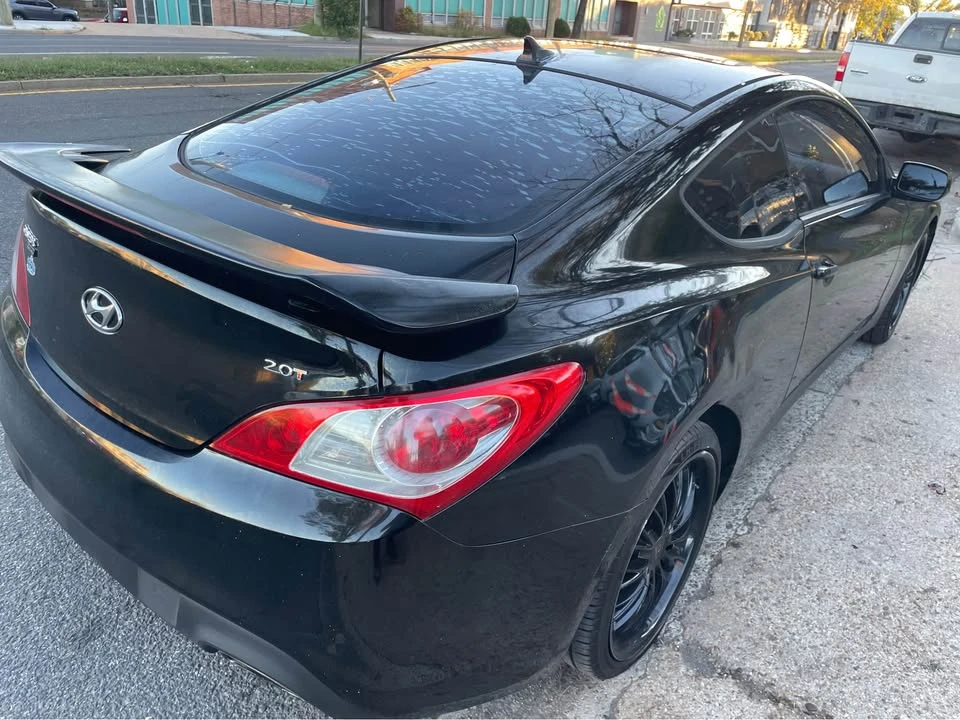 2010 Hyundai Genesis Coupe - Image 17 of 17
