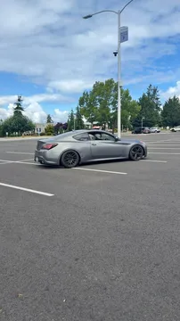2010 Hyundai Genesis Coupe 2.0T Premium