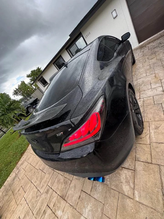 2010 Hyundai Genesis Coupe - Image 4 of 10
