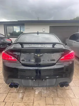 2010 Hyundai Genesis Coupe 2.0T Premium