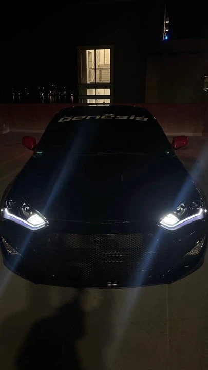 2010 Hyundai Genesis Coupe - Image 8 of 11