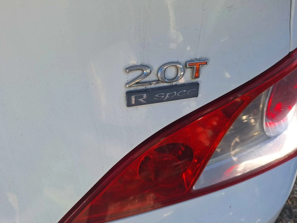 2010 Hyundai - Image 9 of 13