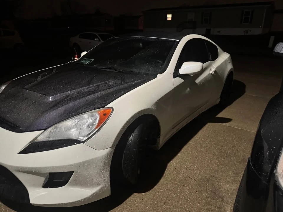 2010 Hyundai Genesis Coupe - Image 20 of 20