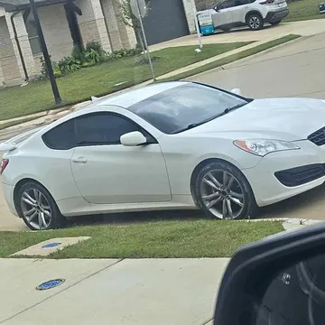 2010 Hyundai Genesis Coupe 2.0T R-Spec