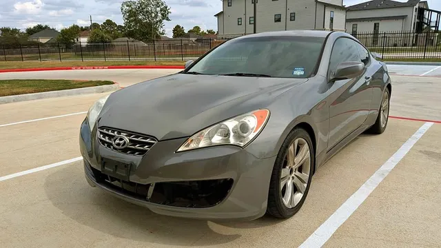 2010 Hyundai Genesis Coupe 2.0T R-Spec