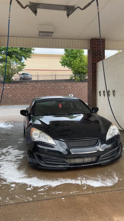 2010 Hyundai Genesis Coupe - Image 4 of 6