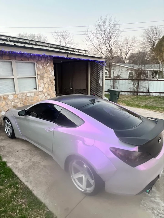 2010 Hyundai Genesis Coupe - Image 8 of 12