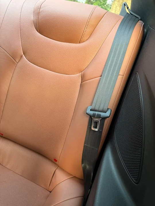 2010 Hyundai Genesis Coupe - Image 12 of 15