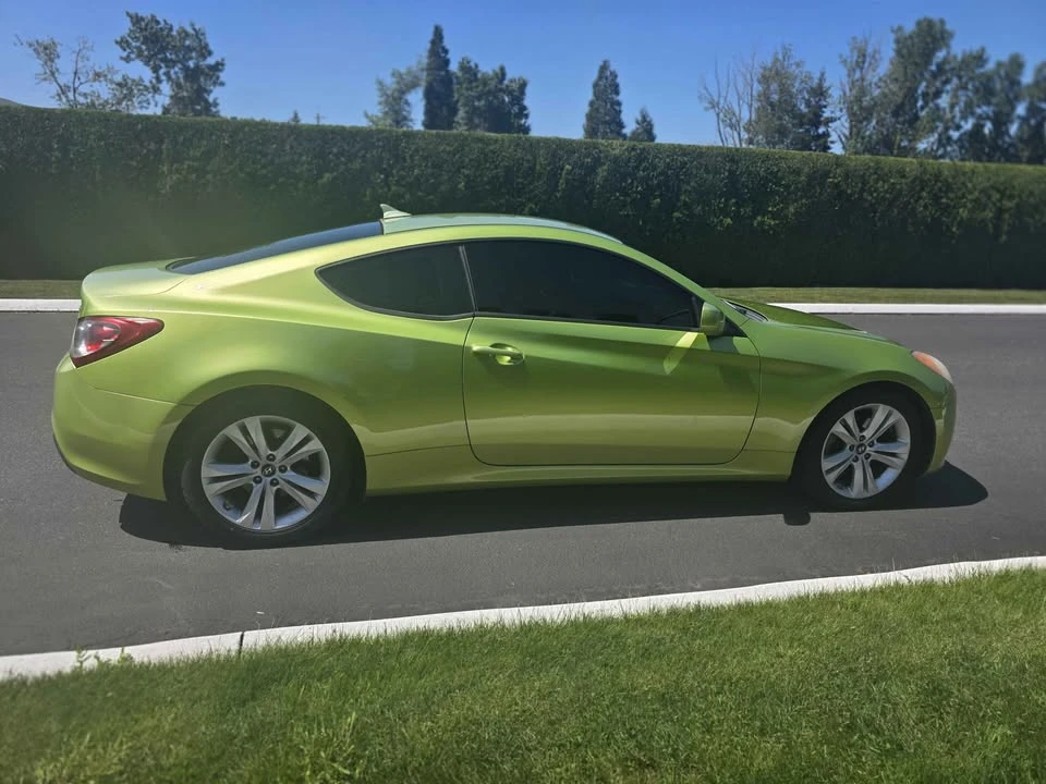 2010 Hyundai Genesis Coupe - Image 7 of 14
