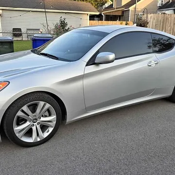 2010 Hyundai Genesis Coupe 3.8 Coupe 2D