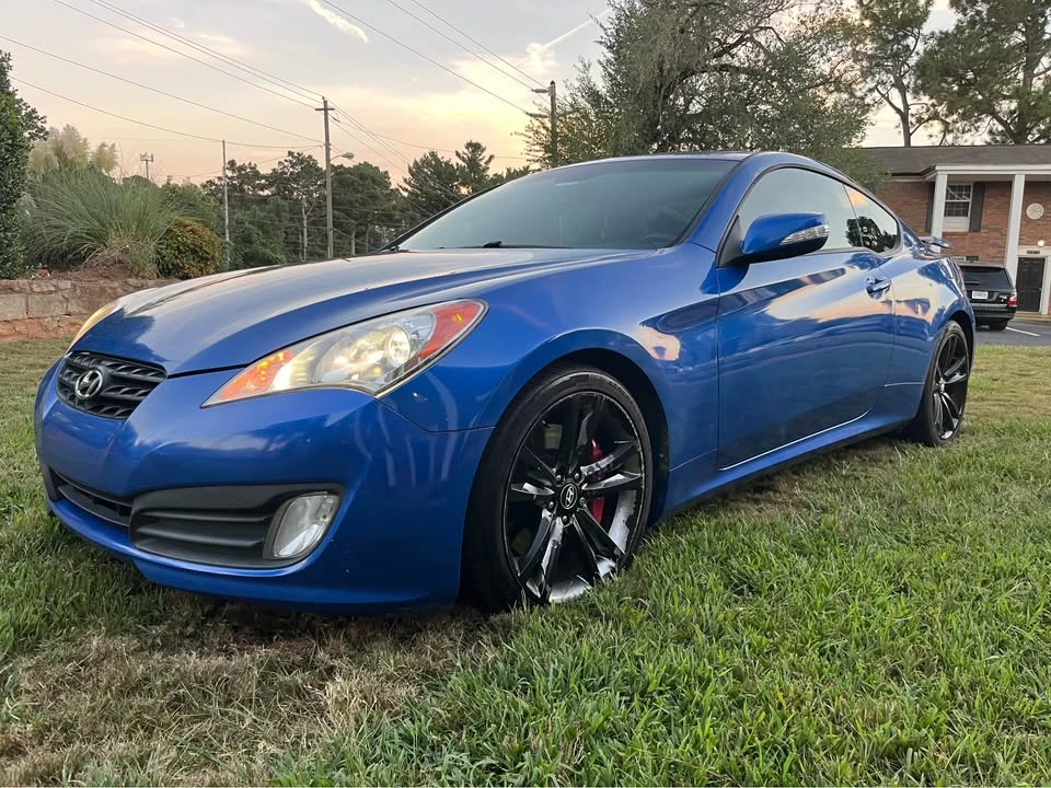 2010 Hyundai Genesis Coupe - Image 15 of 15