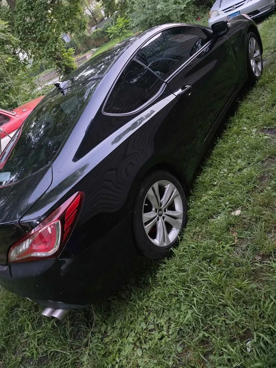 2010 Hyundai Genesis Coupe - Image 15 of 15