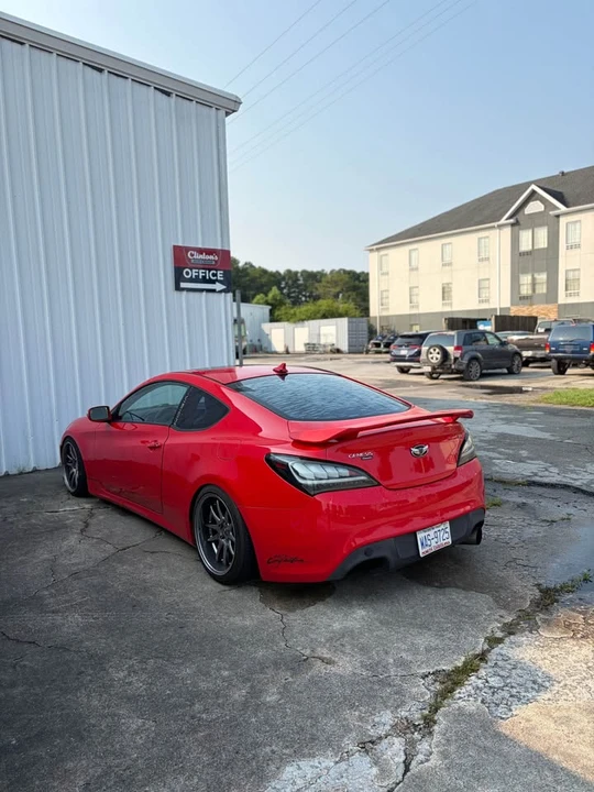 2010 Hyundai Genesis Coupe - Image 3 of 5