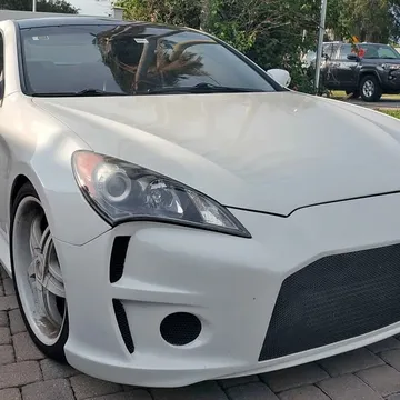 2010 Hyundai Genesis Coupe 3.8 Track