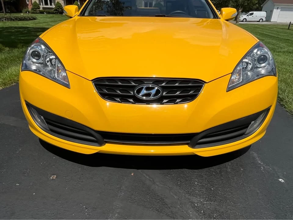 2010 Hyundai Genesis Coupe - Image 5 of 20